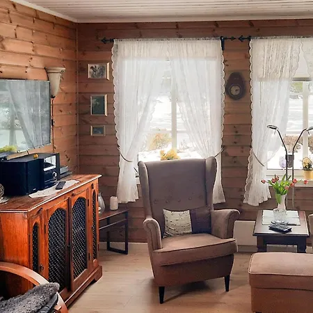 4 Bedroom Awesome In Holiday home Mykland