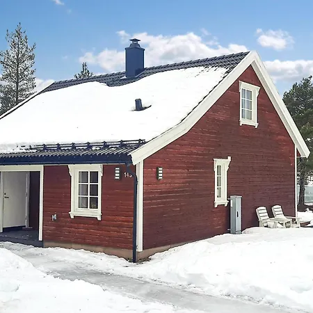 Holiday home 4 Bedroom Awesome In